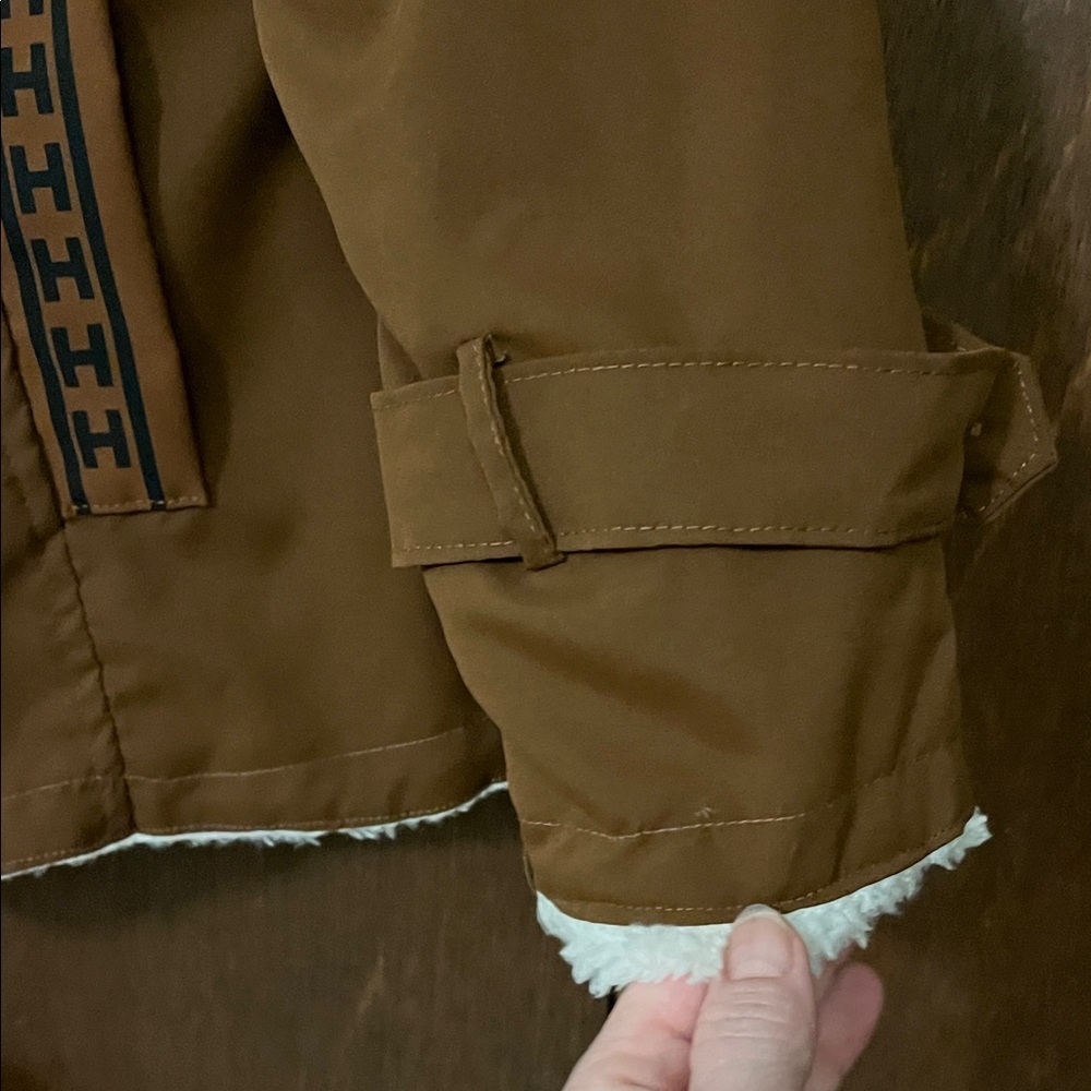 Fadcloset Women's Tan Teddy Jacket with Cream Accents - Picture 5 of 9
